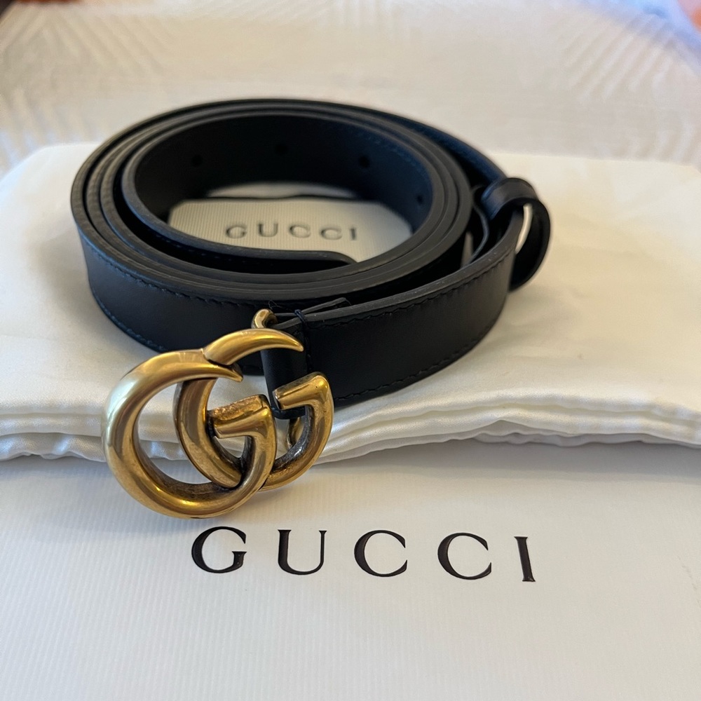 Gucci logo thin belt size 95